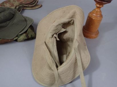 Lot de 4 casquettes Bigeard en toile camouflée,...
