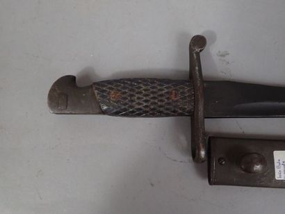 Baïonnette espagnole modèle 1941. Poignée...