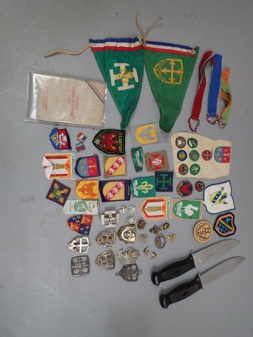 Scout de France. Important lot d’insignes...