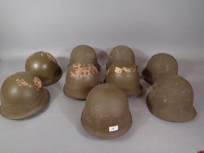 Fr- lot de 9 casques lourds modèle 51. différents...
