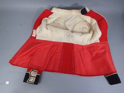 Tunique Red Coat des Scott Guards en drap...