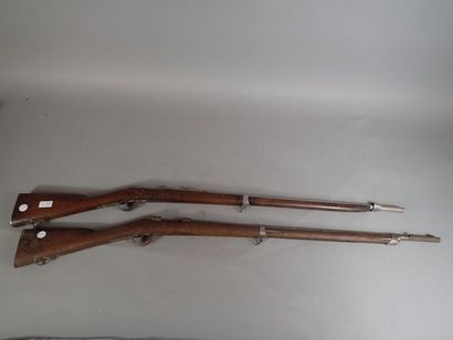Deux fusils type Chassepot de fabrication...