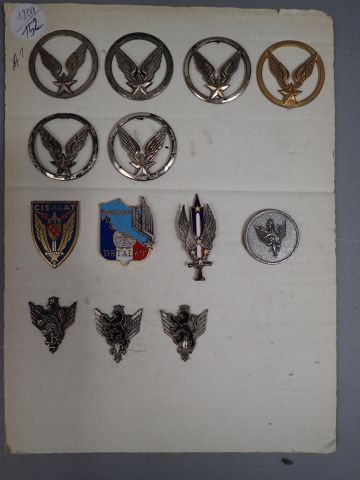 Lot insignes Armée de l’Air, ALAT et divers...
