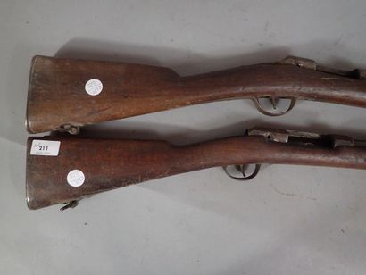 Deux fusils type Chassepot de fabrication...