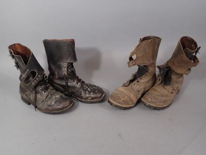 Lot de chaussures et bottes : 2 paires de...
