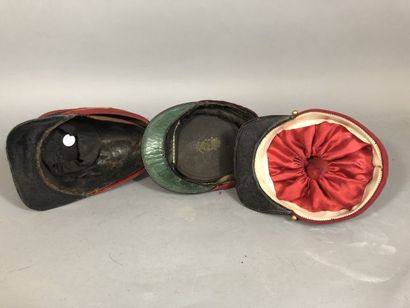 Ensemble de 3 képis pour la reconstitution,...