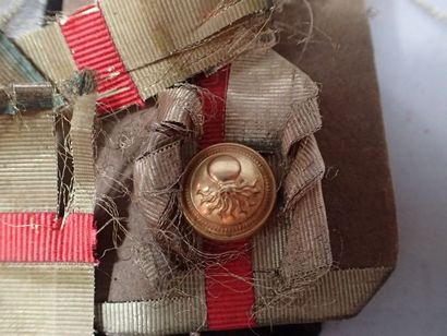 1 Paire d’épaulette d’adjudant d’infanterie....