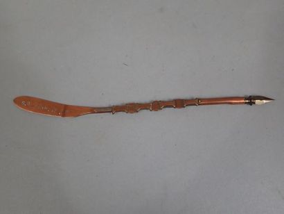 Lot de souvenirs Militaires dont : porte-plume...