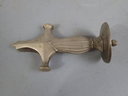 Lot de 4 poignées de sabre oriental