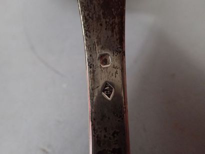 *Louche en argent modèle uniplat. Poinçon...