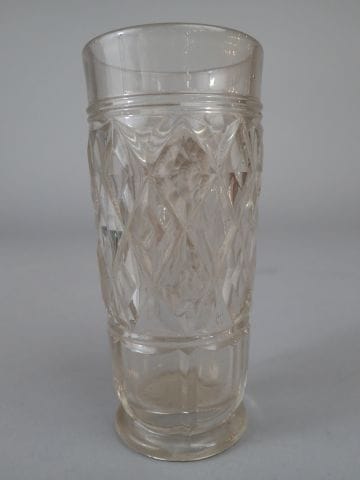 Ensemble de 16 verres dépareillés à eau et...