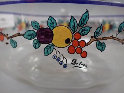 SEVRES, service à punch avec le bol et les...
