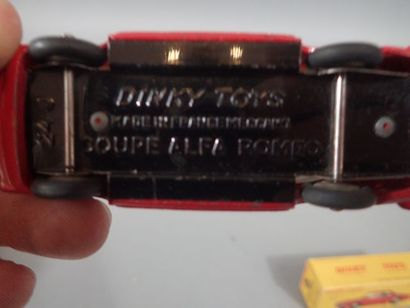 *DINKY TOYS France ref 24 J. Alfa Roméo 1900...