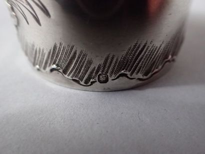 Ensemble de deux ronds de serviette en argent,...