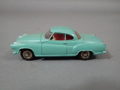 * DINKY TOYS France ref 549. Coupé Borgward...