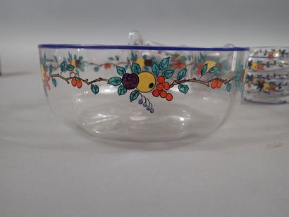 SEVRES, service à punch avec le bol et les...