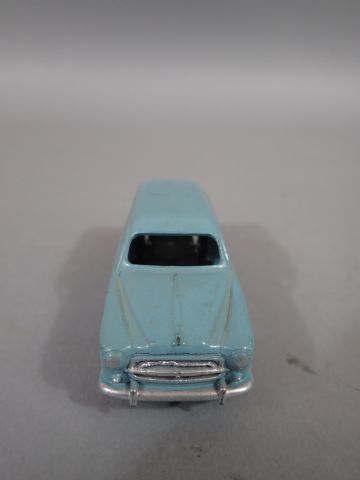 *DINKY TOYS France ref 24 F. Familiale 403...