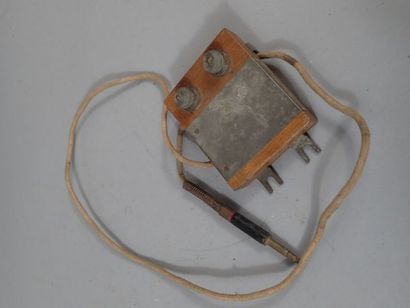Ensemble de deux bobines de Ruhmkorff sur...