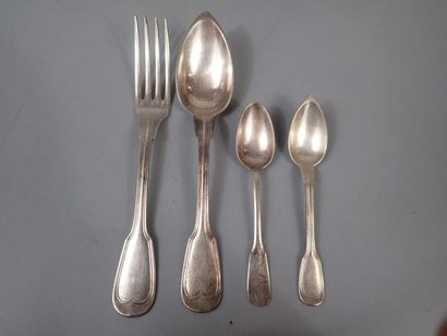 Partie de ménagère en métal argenté modèle...