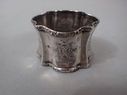 Ensemble de deux ronds de serviette en argent,...