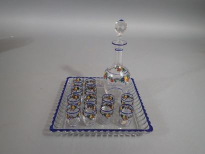 SEVRES, plateau à liqueurs en cristal à décors...