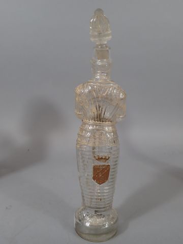 Ensemble de quatre bouteilles à liqueur en...