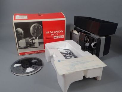 Projecteur de bobines de film MAGNON 800...