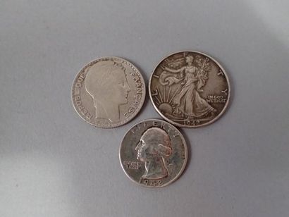 Lot de pièces en argent : 
- FRANCE. 10 francs...