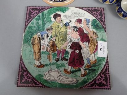Ensemble de trois pièces en céramiques comprenant...