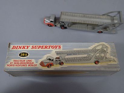 *DINKY TOYS France ref 39 A. Tracteur Unic...
