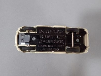 * DINKY TOYS France ref 24E Renault 