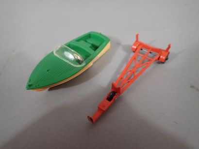 *DINKY TOYS GB ref 796. Canot automobile...