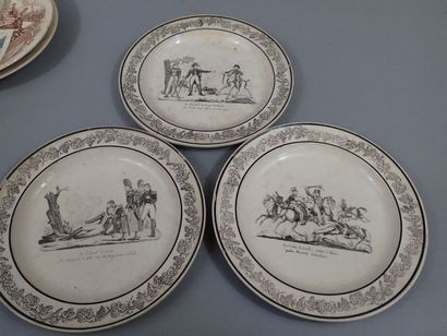 Ensemble de 11 assiettes à dessert en porcelaine...