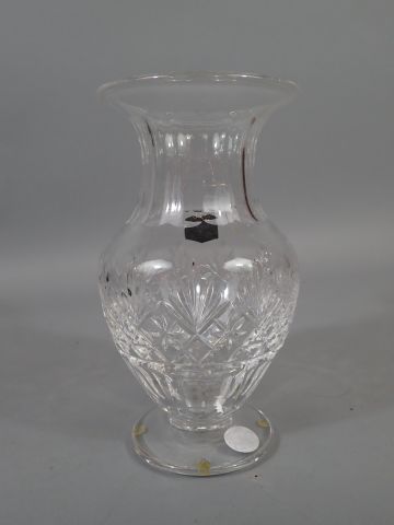 *SAINT LOUIS, vase balustre en cristal à...