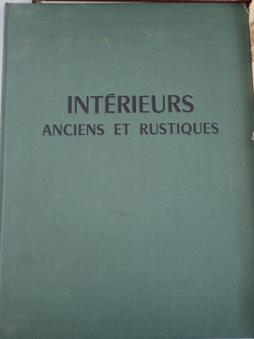 Lot de 6 livres divers :
