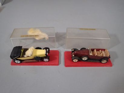 *DINKY TOYS et fabricants divers. 10 véhicules...