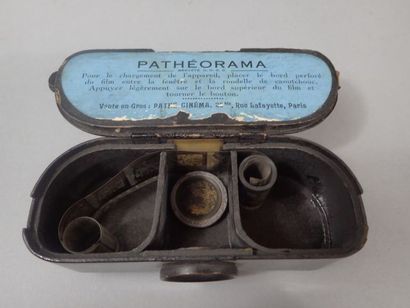 Lot comprenant un pathéorama, avec quelques...