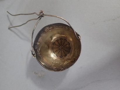 Ensemble de couverts en argent dépareillé...