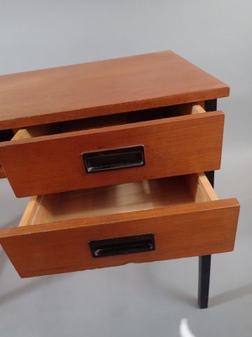 Bureau en bois naturel à caisson droit ouvrant...