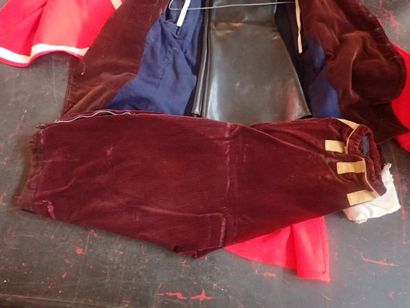 Costume de théâtre : habit de mousquetaire,...