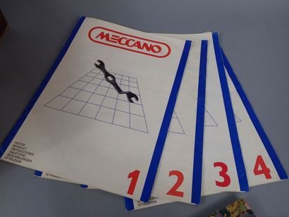 MECCANO. Ensemble de deux coffrets de fabrication...