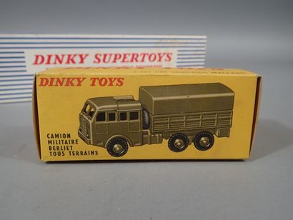 *DINKY TOYS France lot de 7 boites anciennes...