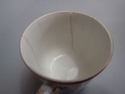 RAYNAUD à Limoges. Service à café en porcelaine...