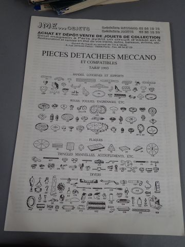 MECCANO. Ensemble de deux coffrets de fabrication...