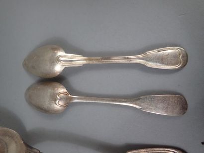 Partie de ménagère en métal argenté modèle...