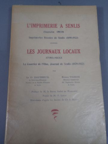 Lot de 3 ouvrages sur la ville de SENLIS...
