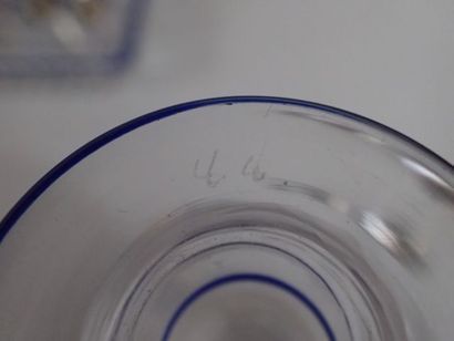 SEVRES, plateau à liqueurs en cristal à décors...