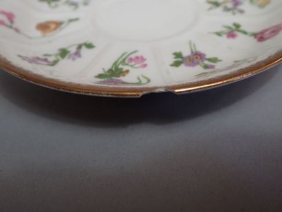 RAYNAUD à Limoges. Service à café en porcelaine...