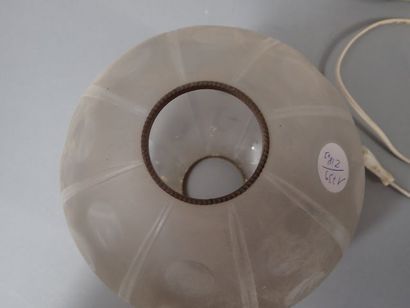 Ensemble de deux lampes à pétrole: une en...