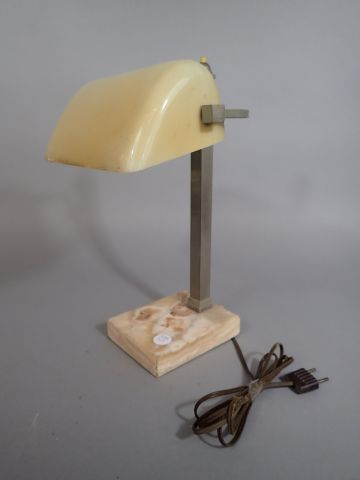 Lampe de bureau socle en marbre beige, tige...